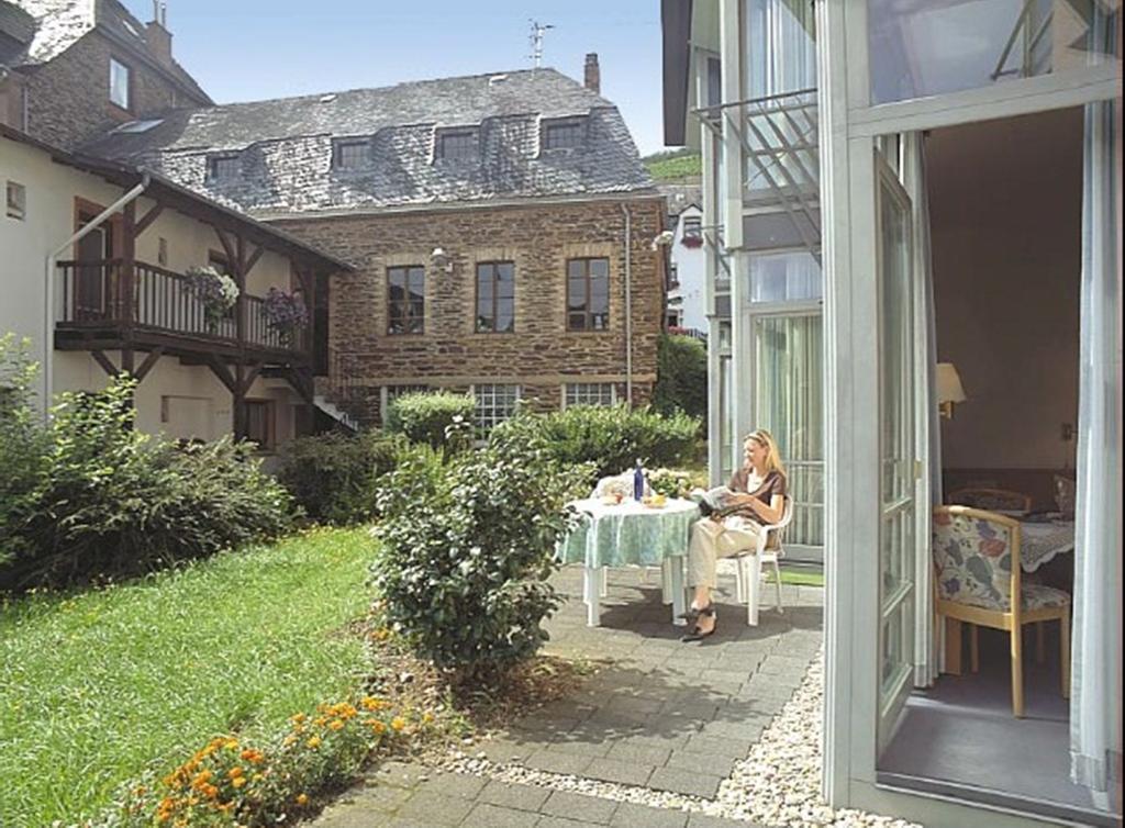 Weinberghotel Nalbach Reil Exterior foto